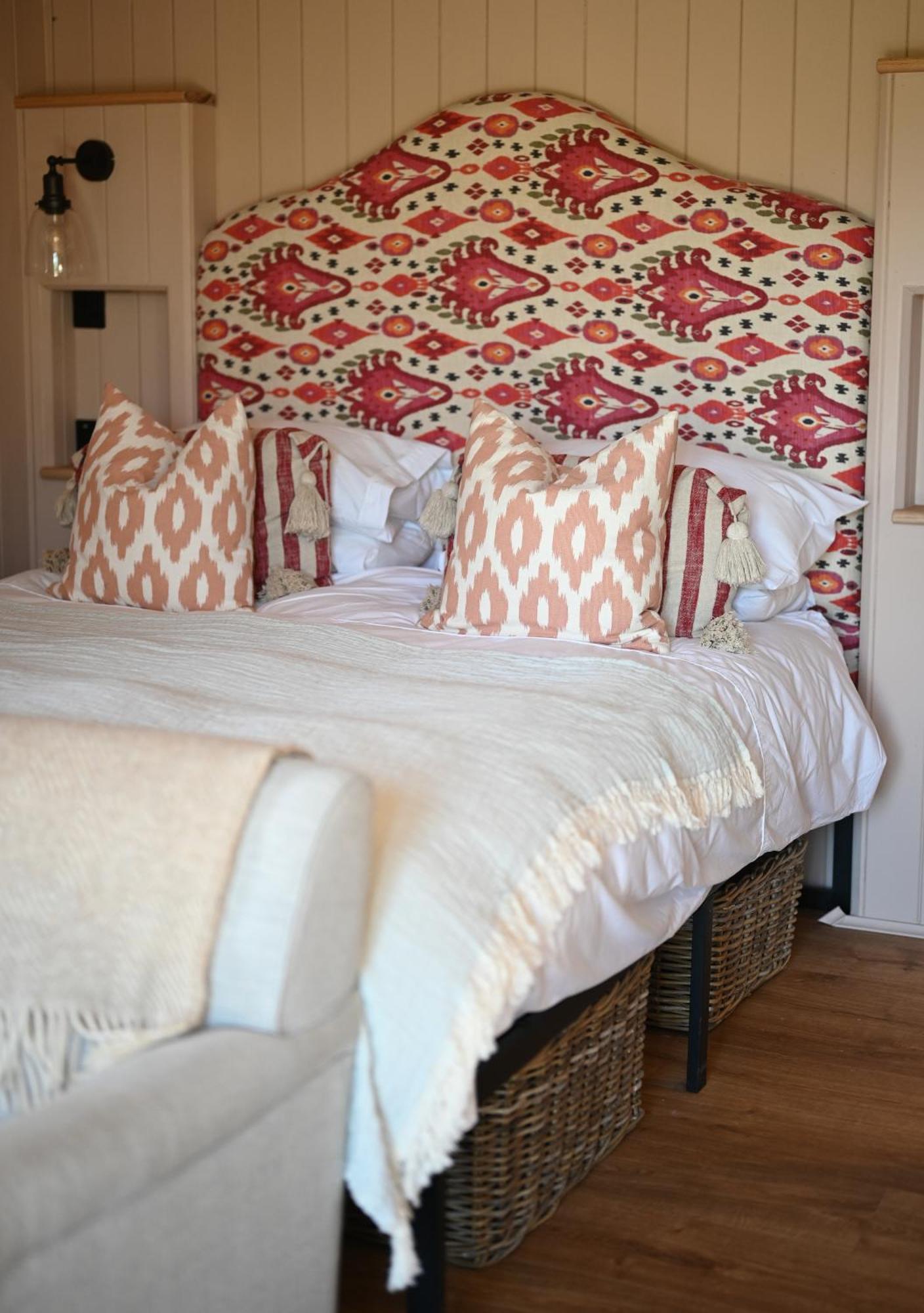 The Hut - A Shepherd'S Hut On Our Family Farm In Warwickshire Hotel Evesham Luaran gambar